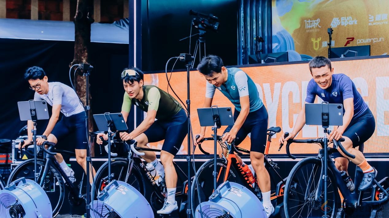 2024 NEST全国电子体育大赛年度总决赛暨五店市电竞节盛大开幕(图7) 2024 NEST全国电子体育大赛年度总决赛暨五店市电竞节盛大开幕(图7)